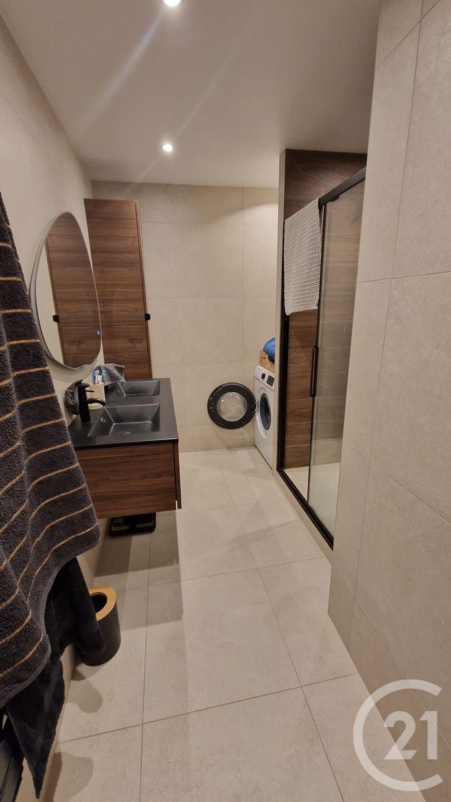 Appartement F4 à louer - 4 pièces - 92.94 m2 - PONTARLIER - 25 - FRANCHE-COMTE - Century 21 Avenir Immobilier