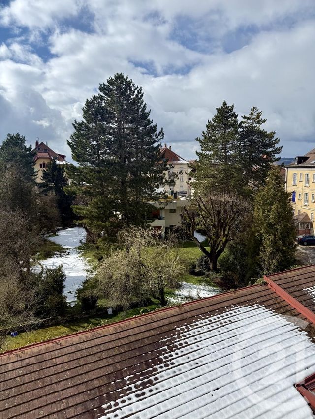 Appartement F2 à vendre - 2 pièces - 55.0 m2 - PONTARLIER - 25 - FRANCHE-COMTE - Century 21 Avenir Immobilier