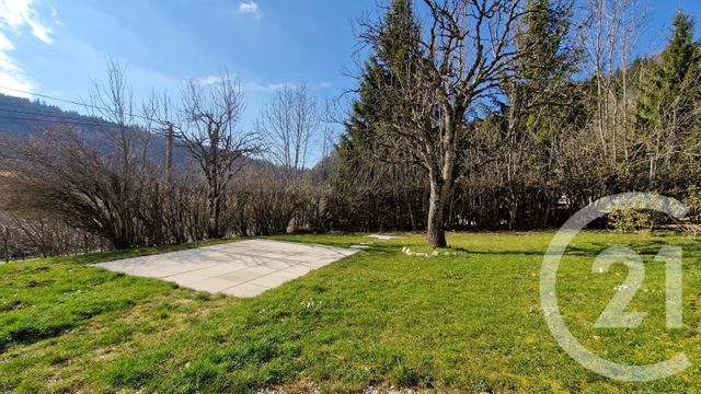 Appartement Duplex à louer - 3 pièces - 61.93 m2 - LA CLUSE ET MIJOUX - 25 - FRANCHE-COMTE - Century 21 Avenir Immobilier