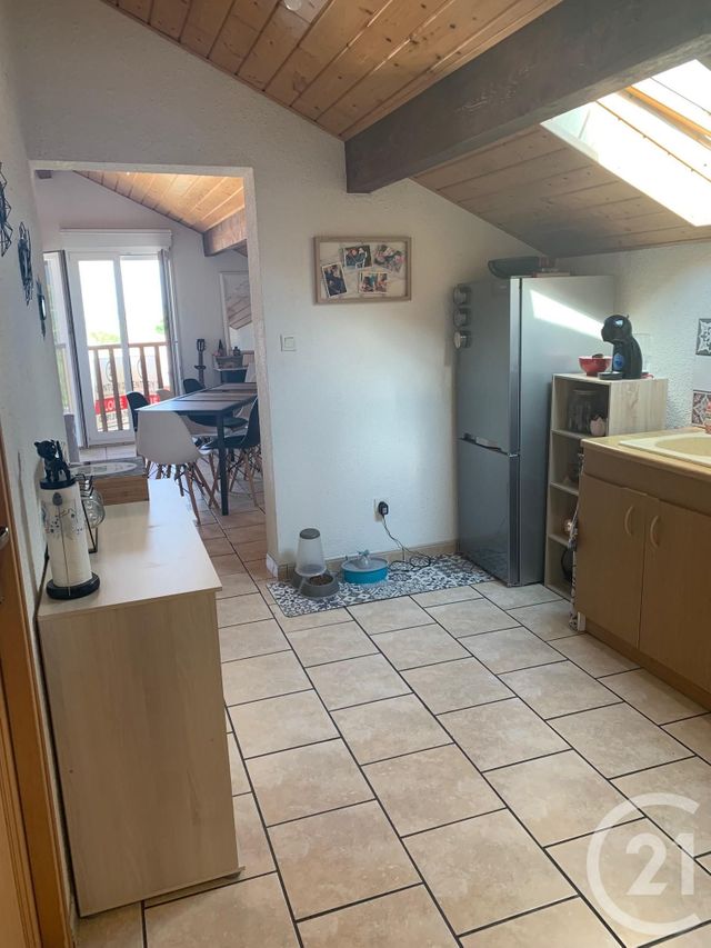 Appartement F2 à louer - 2 pièces - 45.0 m2 - LA RIVIERE DRUGEON - 25 - FRANCHE-COMTE - Century 21 Avenir Immobilier