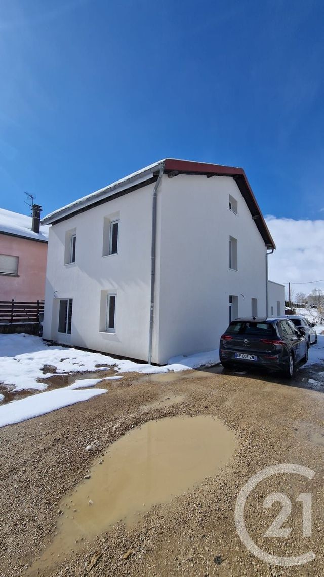 Appartement Duplex à louer - 4 pièces - 90.0 m2 - PONTARLIER - 25 - FRANCHE-COMTE - Century 21 Avenir Immobilier