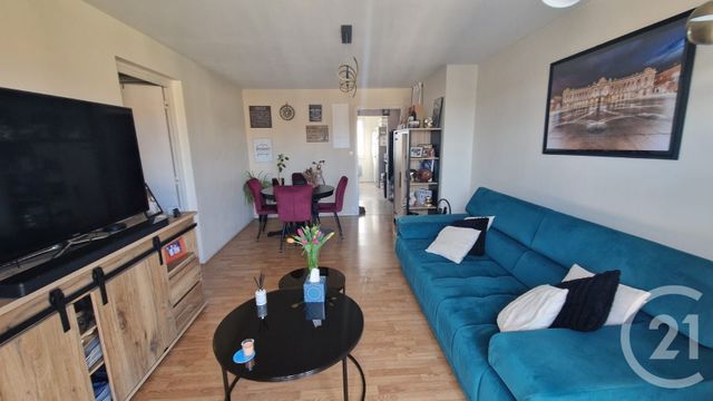 Appartement F3 à louer - 3 pièces - 69.0 m2 - PONTARLIER - 25 - FRANCHE-COMTE - Century 21 Avenir Immobilier