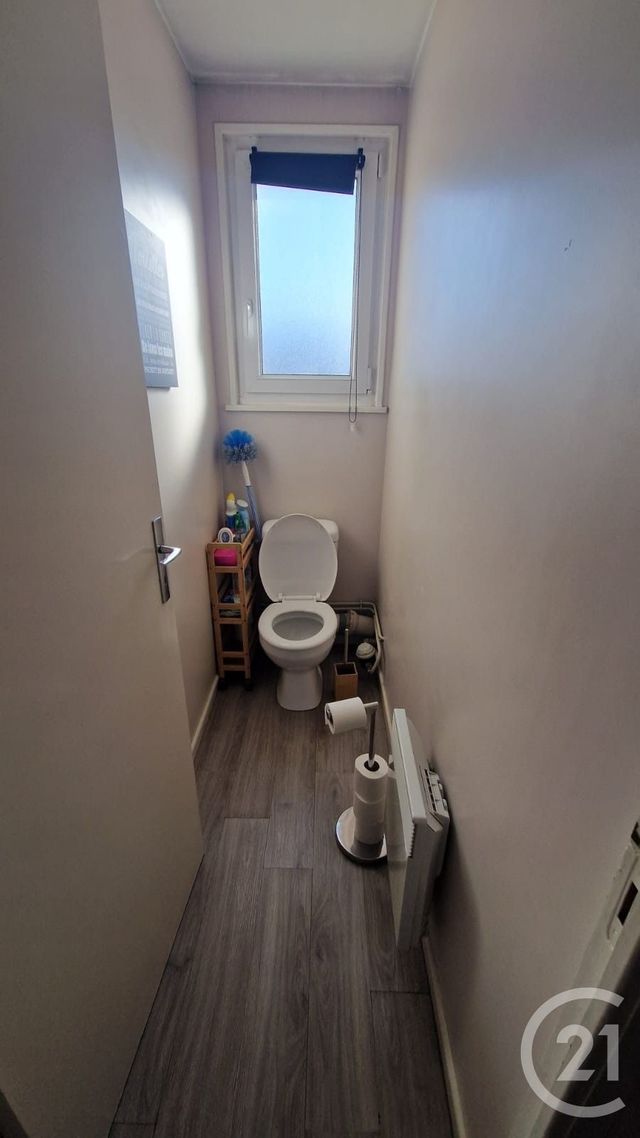 Appartement F3 à louer - 3 pièces - 69.0 m2 - PONTARLIER - 25 - FRANCHE-COMTE - Century 21 Avenir Immobilier