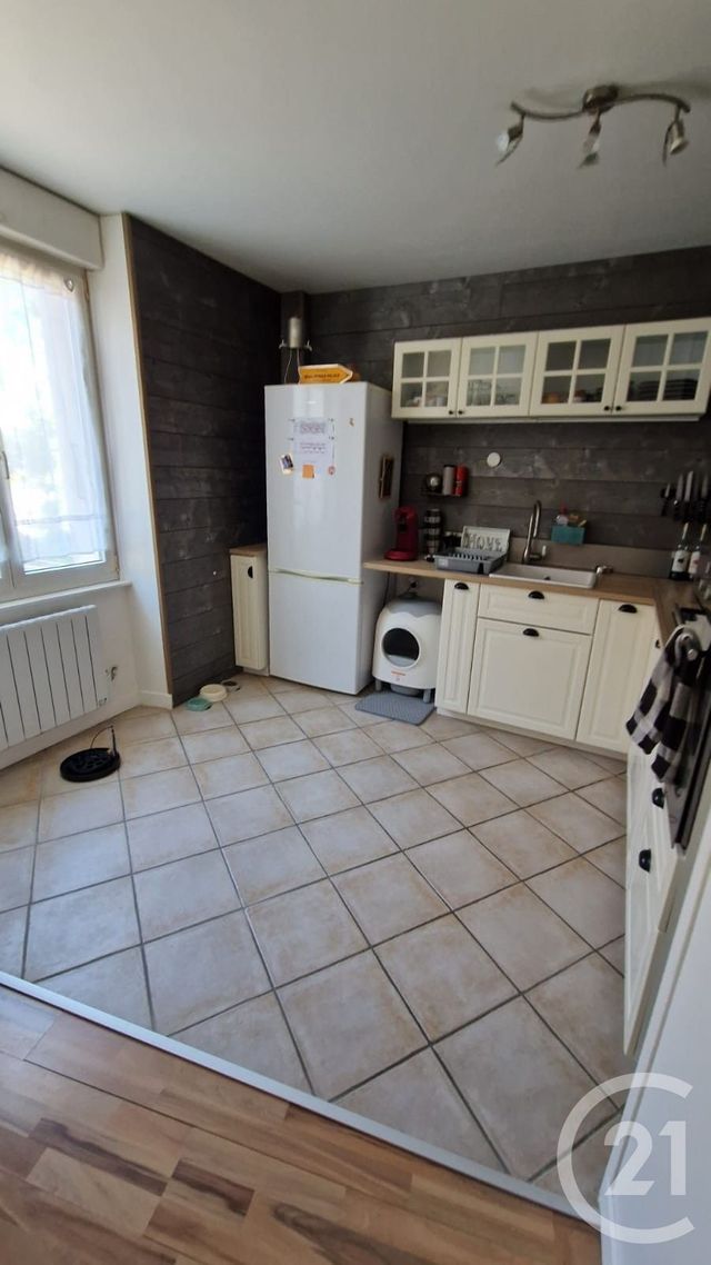 Appartement F2 à louer - 2 pièces - 48.04 m2 - PONTARLIER - 25 - FRANCHE-COMTE - Century 21 Avenir Immobilier