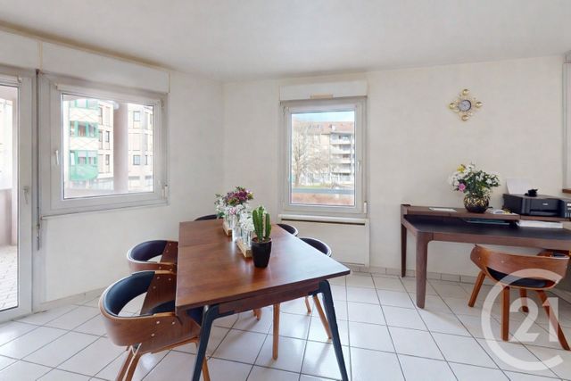 Appartement F2 à louer - 2 pièces - 55.73 m2 - PONTARLIER - 25 - FRANCHE-COMTE - Century 21 Avenir Immobilier
