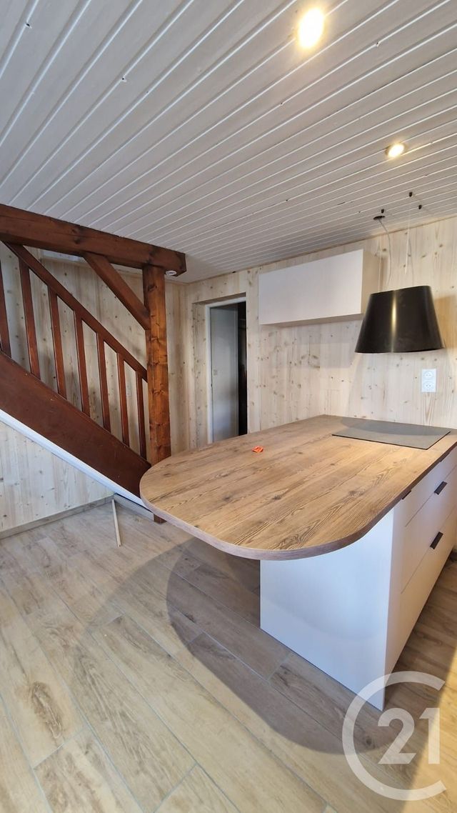 Appartement F3 bis à louer - 3 pièces - 75.26 m2 - OYE ET PALLET - 25 - FRANCHE-COMTE - Century 21 Avenir Immobilier