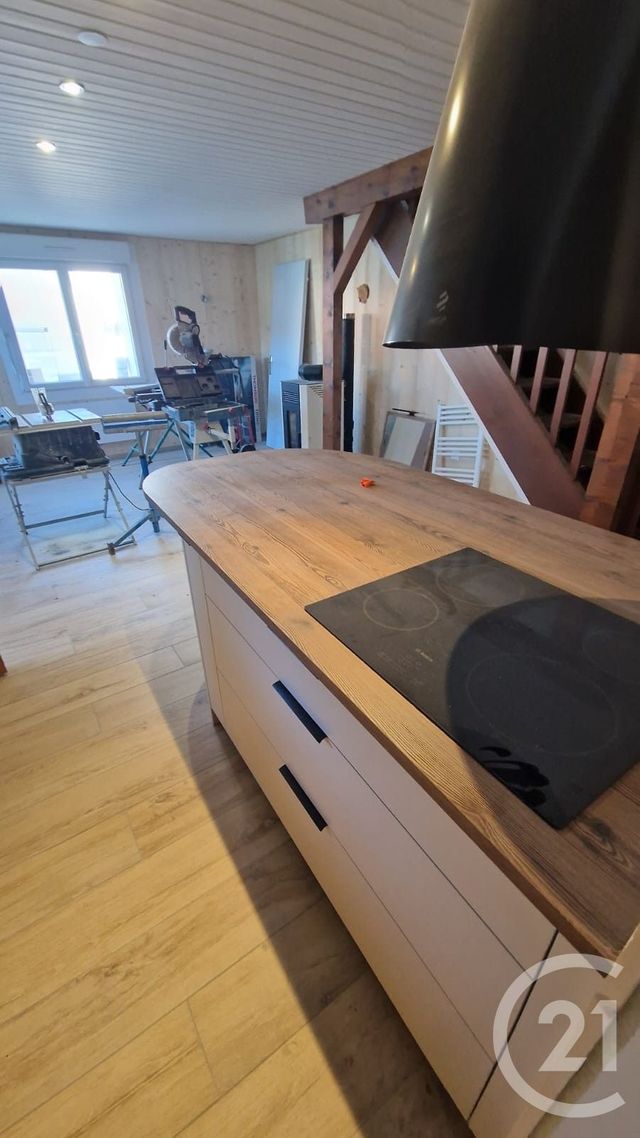 Appartement F3 bis à louer - 3 pièces - 75.26 m2 - OYE ET PALLET - 25 - FRANCHE-COMTE - Century 21 Avenir Immobilier