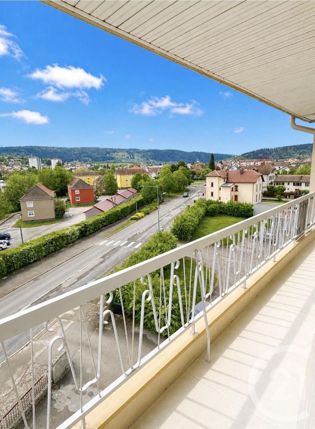 Appartement à vendre - 4 pièces - 77.24 m2 - PONTARLIER - 25 - FRANCHE-COMTE - Century 21 Avenir Immobilier