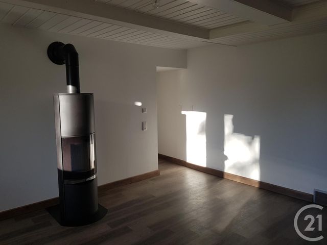 Appartement F3 à louer - 3 pièces - 87.21 m2 - OYE ET PALLET - 25 - FRANCHE-COMTE - Century 21 Avenir Immobilier