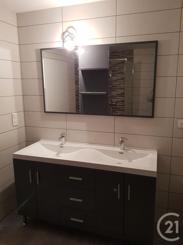 Appartement F3 à louer - 3 pièces - 87.21 m2 - OYE ET PALLET - 25 - FRANCHE-COMTE - Century 21 Avenir Immobilier