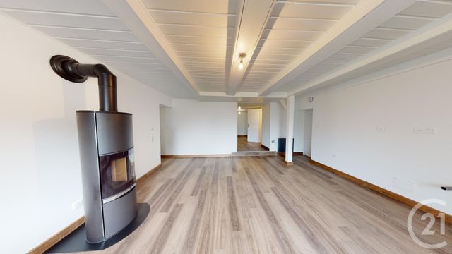 Appartement F3 à louer - 3 pièces - 87.21 m2 - OYE ET PALLET - 25 - FRANCHE-COMTE - Century 21 Avenir Immobilier