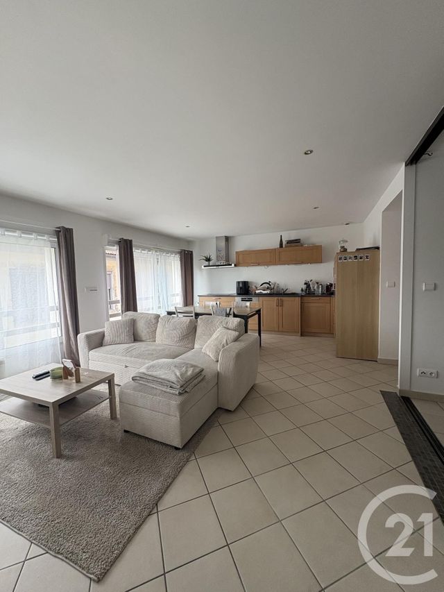 Appartement F2 à louer - 2 pièces - 65.0 m2 - PONTARLIER - 25 - FRANCHE-COMTE - Century 21 Avenir Immobilier