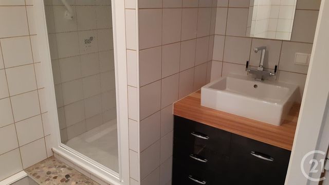 Appartement F2 à louer - 2 pièces - 65.0 m2 - PONTARLIER - 25 - FRANCHE-COMTE - Century 21 Avenir Immobilier