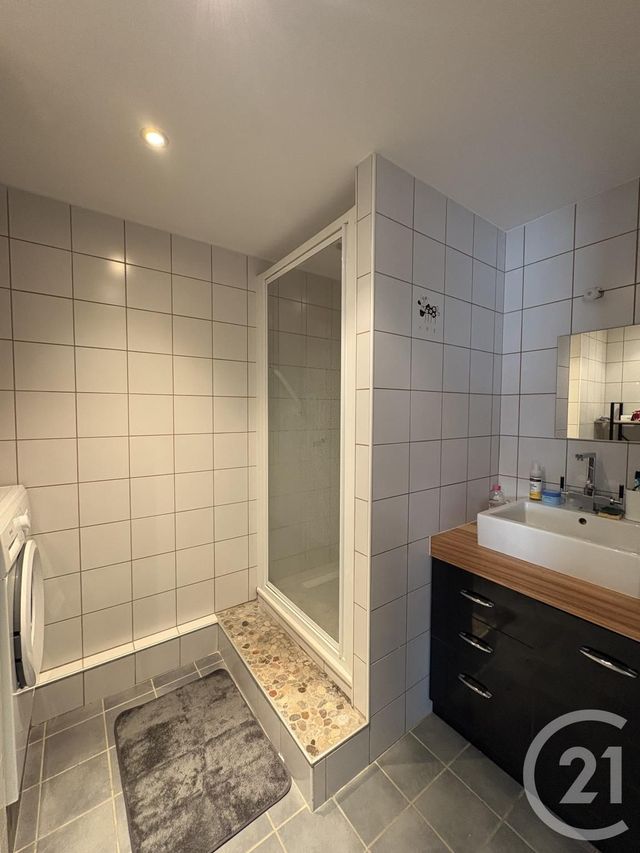 Appartement F2 à louer - 2 pièces - 65.0 m2 - PONTARLIER - 25 - FRANCHE-COMTE - Century 21 Avenir Immobilier