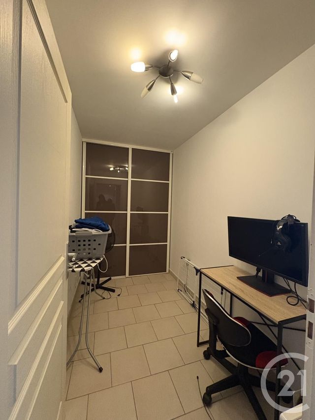 Appartement F2 à louer - 2 pièces - 65.0 m2 - PONTARLIER - 25 - FRANCHE-COMTE - Century 21 Avenir Immobilier
