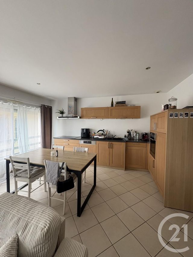 Appartement F2 à louer - 2 pièces - 65.0 m2 - PONTARLIER - 25 - FRANCHE-COMTE - Century 21 Avenir Immobilier