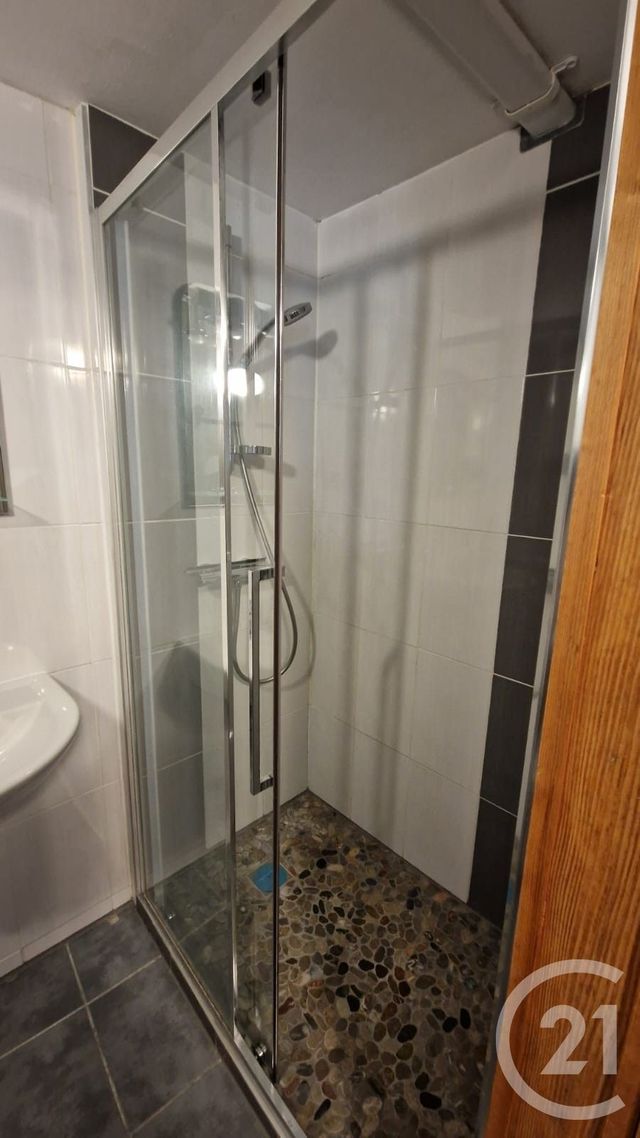 Appartement F1 bis à louer - 2 pièces - 61.14 m2 - PONTARLIER - 25 - FRANCHE-COMTE - Century 21 Avenir Immobilier