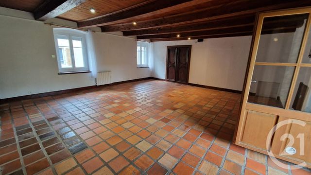 Appartement F1 bis à louer - 2 pièces - 61.14 m2 - PONTARLIER - 25 - FRANCHE-COMTE - Century 21 Avenir Immobilier