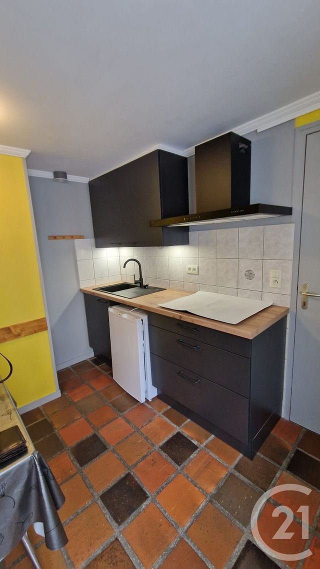 Appartement F1 bis à louer - 2 pièces - 61.14 m2 - PONTARLIER - 25 - FRANCHE-COMTE - Century 21 Avenir Immobilier