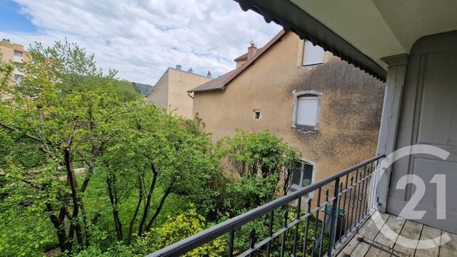 Appartement F1 bis à louer - 2 pièces - 61.14 m2 - PONTARLIER - 25 - FRANCHE-COMTE - Century 21 Avenir Immobilier