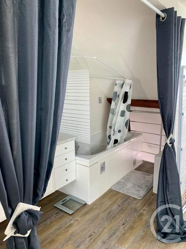 Appartement Duplex à louer - 2 pièces - 58.46 m2 - PONTARLIER - 25 - FRANCHE-COMTE - Century 21 Avenir Immobilier