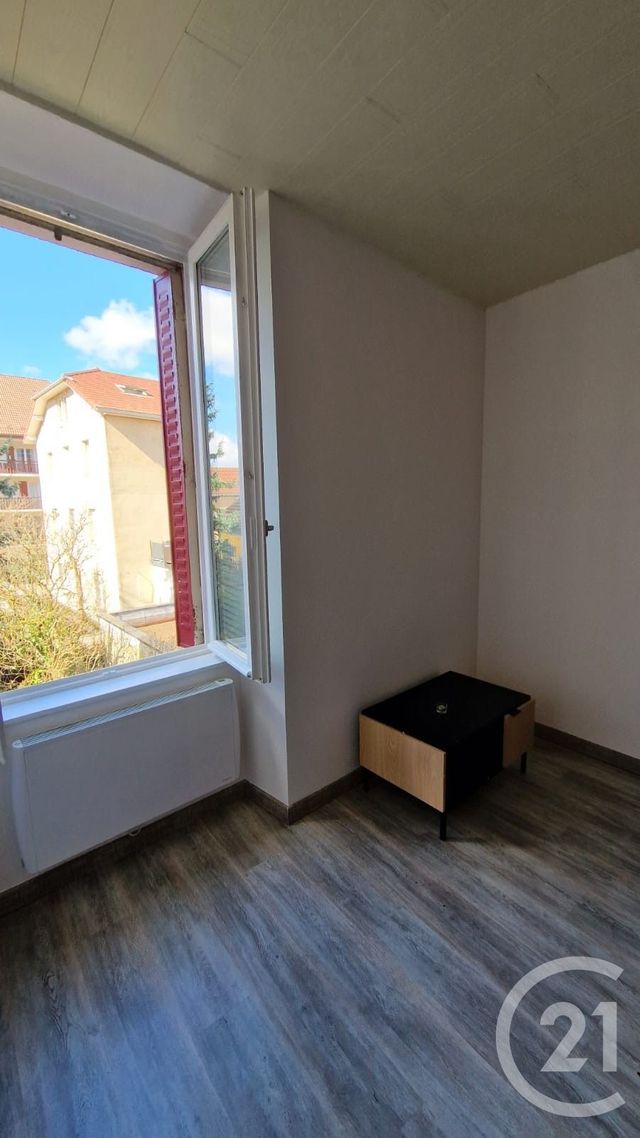 Appartement F1 bis à louer - 2 pièces - 32.18 m2 - PONTARLIER - 25 - FRANCHE-COMTE - Century 21 Avenir Immobilier