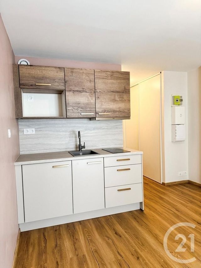 Appartement Studio à vendre - 1 pièce - 19.0 m2 - PONTARLIER - 25 - FRANCHE-COMTE - Century 21 Avenir Immobilier