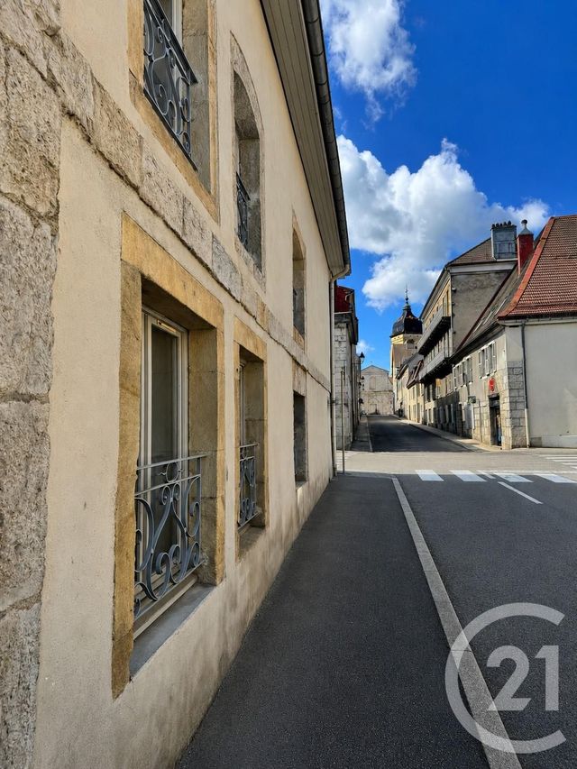 Appartement Studio à vendre - 1 pièce - 19.0 m2 - PONTARLIER - 25 - FRANCHE-COMTE - Century 21 Avenir Immobilier