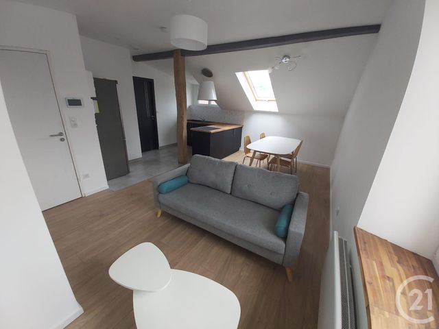 Appartement F2 à louer - 2 pièces - 46.9 m2 - PONTARLIER - 25 - FRANCHE-COMTE - Century 21 Avenir Immobilier