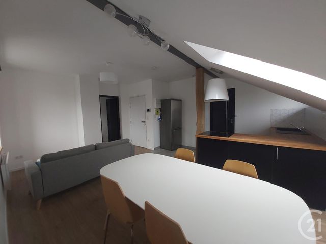 Appartement F2 à louer - 2 pièces - 46.9 m2 - PONTARLIER - 25 - FRANCHE-COMTE - Century 21 Avenir Immobilier