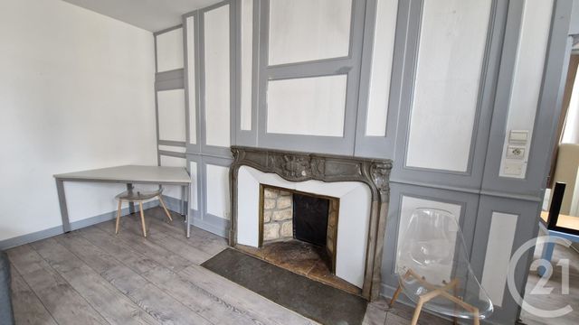 Appartement F2 à louer - 2 pièces - 55.0 m2 - PONTARLIER - 25 - FRANCHE-COMTE - Century 21 Avenir Immobilier