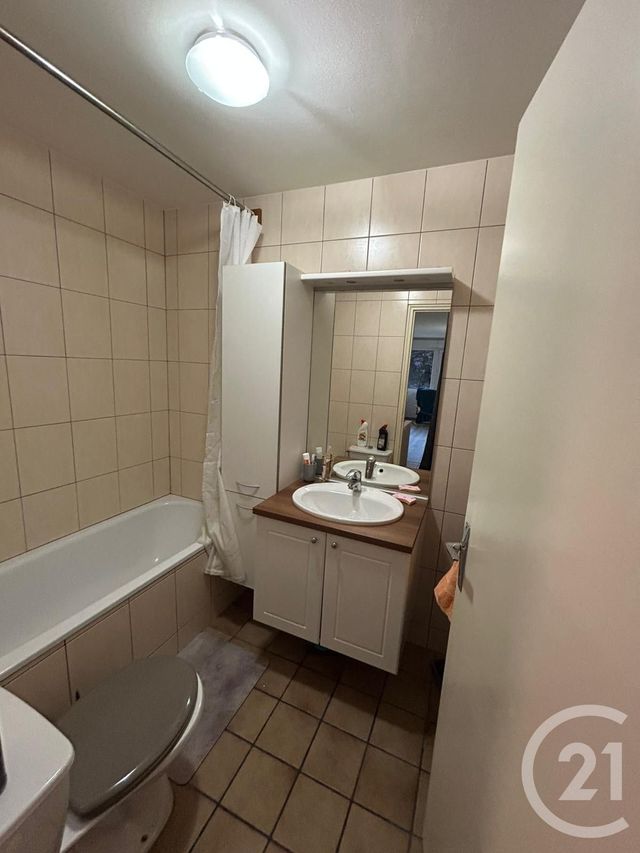 Appartement Studio à louer - 1 pièce - 27.03 m2 - PONTARLIER - 25 - FRANCHE-COMTE - Century 21 Avenir Immobilier