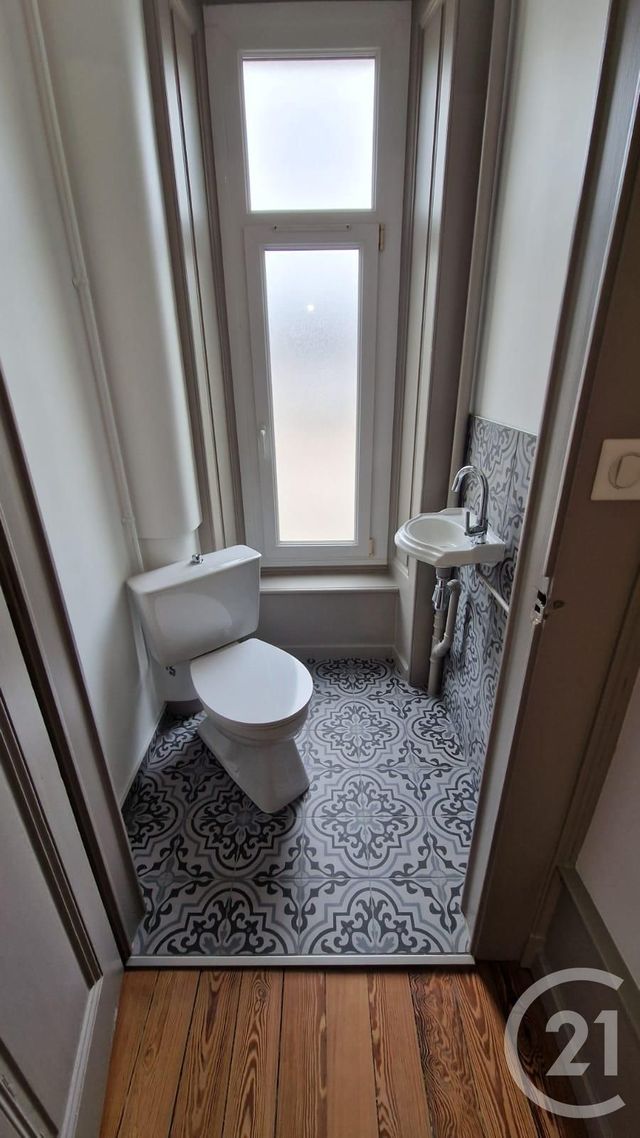 Appartement F3 à louer - 3 pièces - 60.0 m2 - PONTARLIER - 25 - FRANCHE-COMTE - Century 21 Avenir Immobilier