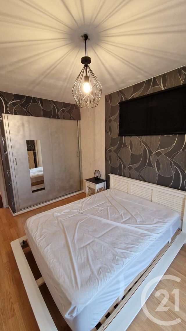 Appartement F2 à louer - 2 pièces - 50.3 m2 - PONTARLIER - 25 - FRANCHE-COMTE - Century 21 Avenir Immobilier