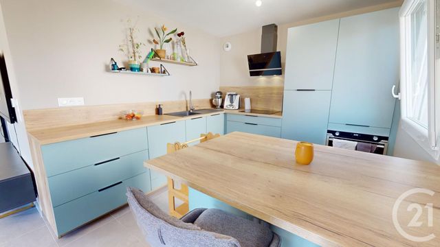 Appartement F4 à vendre - 4 pièces - 76.21 m2 - SOMBACOUR - 25 - FRANCHE-COMTE - Century 21 Avenir Immobilier