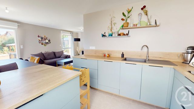 Appartement F4 à vendre - 4 pièces - 76.21 m2 - SOMBACOUR - 25 - FRANCHE-COMTE - Century 21 Avenir Immobilier