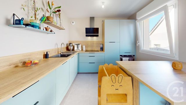 Appartement F4 à vendre - 4 pièces - 76.21 m2 - SOMBACOUR - 25 - FRANCHE-COMTE - Century 21 Avenir Immobilier