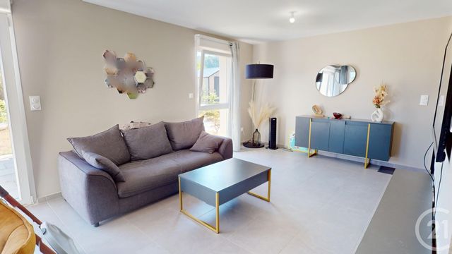 Appartement F4 à vendre - 4 pièces - 76.21 m2 - SOMBACOUR - 25 - FRANCHE-COMTE - Century 21 Avenir Immobilier