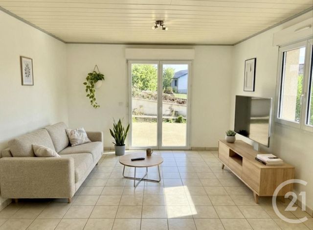 Appartement F3 à vendre - 3 pièces - 56.53 m2 - PONTARLIER - 25 - FRANCHE-COMTE - Century 21 Avenir Immobilier