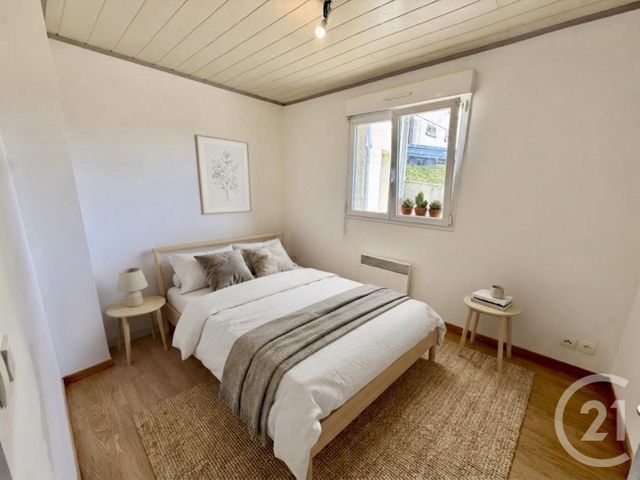 Appartement F3 à vendre - 3 pièces - 56.53 m2 - PONTARLIER - 25 - FRANCHE-COMTE - Century 21 Avenir Immobilier