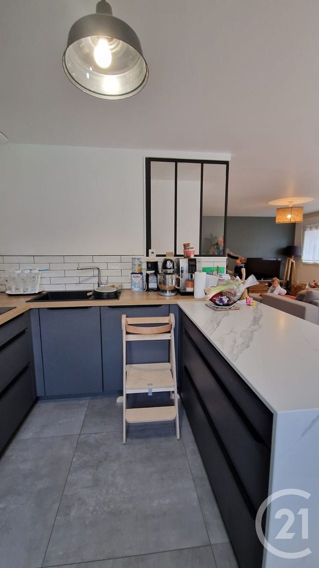 Appartement F4 à louer - 4 pièces - 88.63 m2 - PONTARLIER - 25 - FRANCHE-COMTE - Century 21 Avenir Immobilier