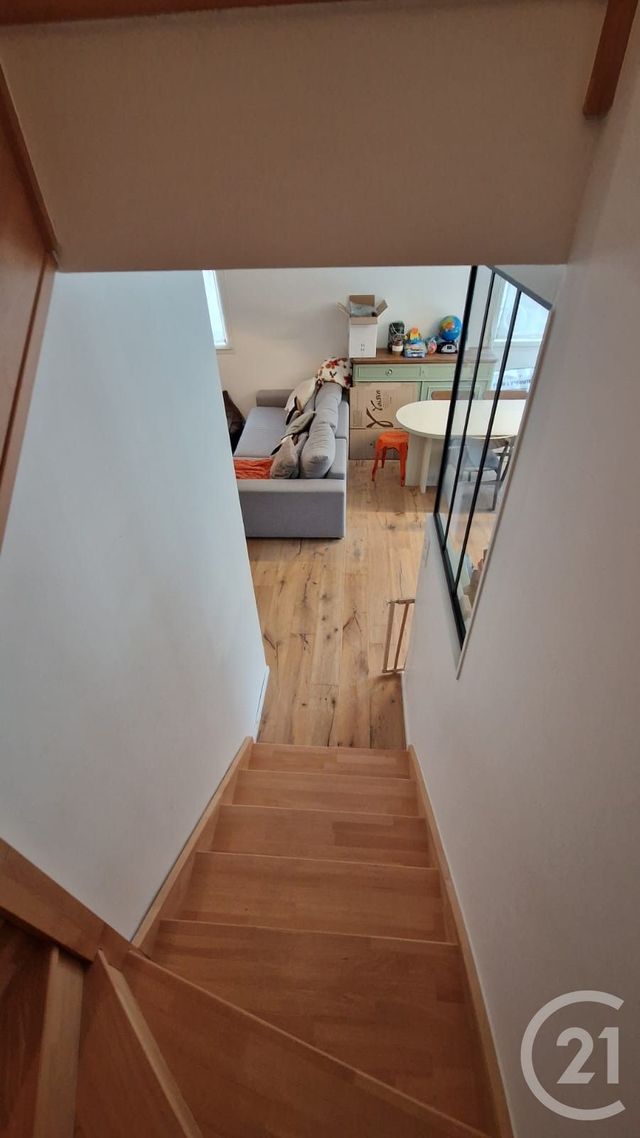 Appartement F4 à louer - 4 pièces - 88.63 m2 - PONTARLIER - 25 - FRANCHE-COMTE - Century 21 Avenir Immobilier