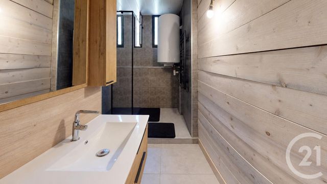 Appartement F3 à vendre - 3 pièces - 72.0 m2 - PONTARLIER - 25 - FRANCHE-COMTE - Century 21 Avenir Immobilier