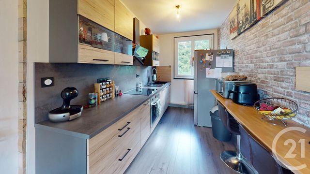 Appartement F3 à vendre - 3 pièces - 72.0 m2 - PONTARLIER - 25 - FRANCHE-COMTE - Century 21 Avenir Immobilier