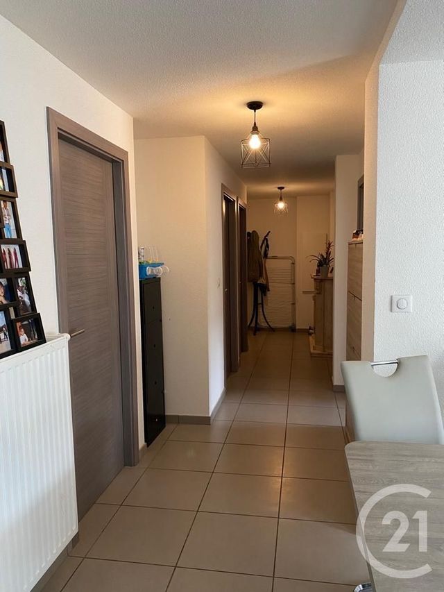 Appartement à louer - 4 pièces - 71.0 m2 - VILLE DU PONT - 25 - FRANCHE-COMTE - Century 21 Avenir Immobilier