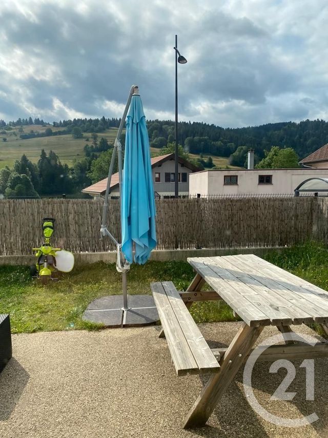 Appartement à louer - 4 pièces - 71.0 m2 - VILLE DU PONT - 25 - FRANCHE-COMTE - Century 21 Avenir Immobilier