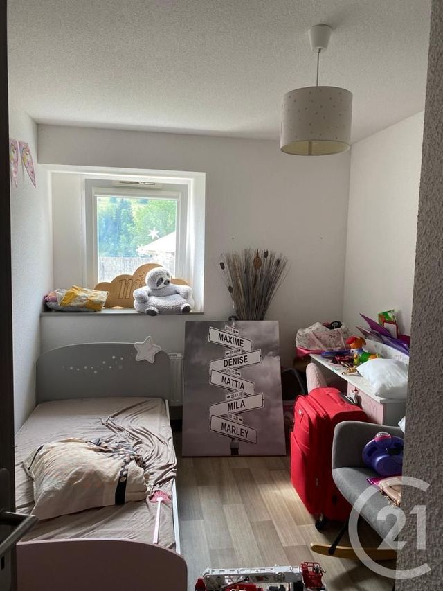 Appartement à louer - 4 pièces - 71.0 m2 - VILLE DU PONT - 25 - FRANCHE-COMTE - Century 21 Avenir Immobilier