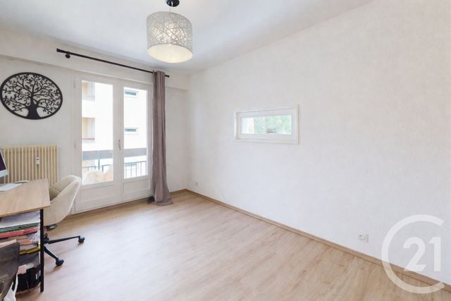 Appartement F3 à vendre - 3 pièces - 63.94 m2 - PONTARLIER - 25 - FRANCHE-COMTE - Century 21 Avenir Immobilier