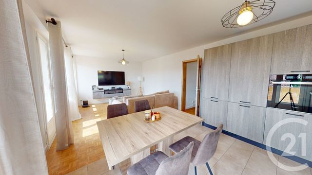 Appartement F3 à vendre - 3 pièces - 63.94 m2 - PONTARLIER - 25 - FRANCHE-COMTE - Century 21 Avenir Immobilier