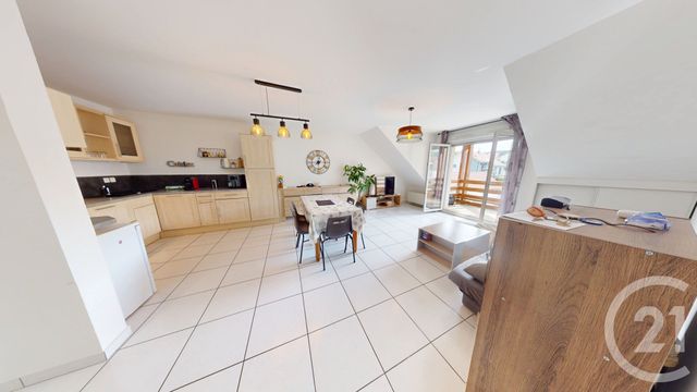 Appartement à vendre - 2 pièces - 53.79 m2 - STE COLOMBE - 25 - FRANCHE-COMTE - Century 21 Avenir Immobilier